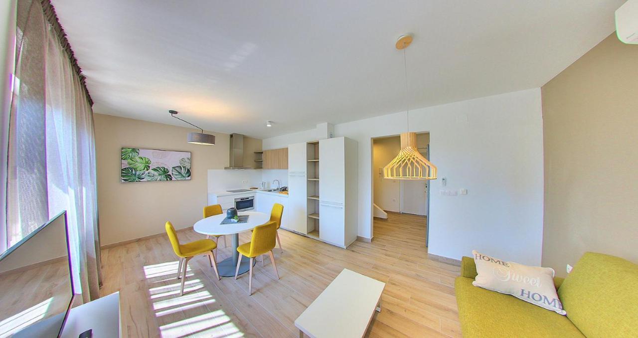 Modo Apartments Пула Экстерьер фото