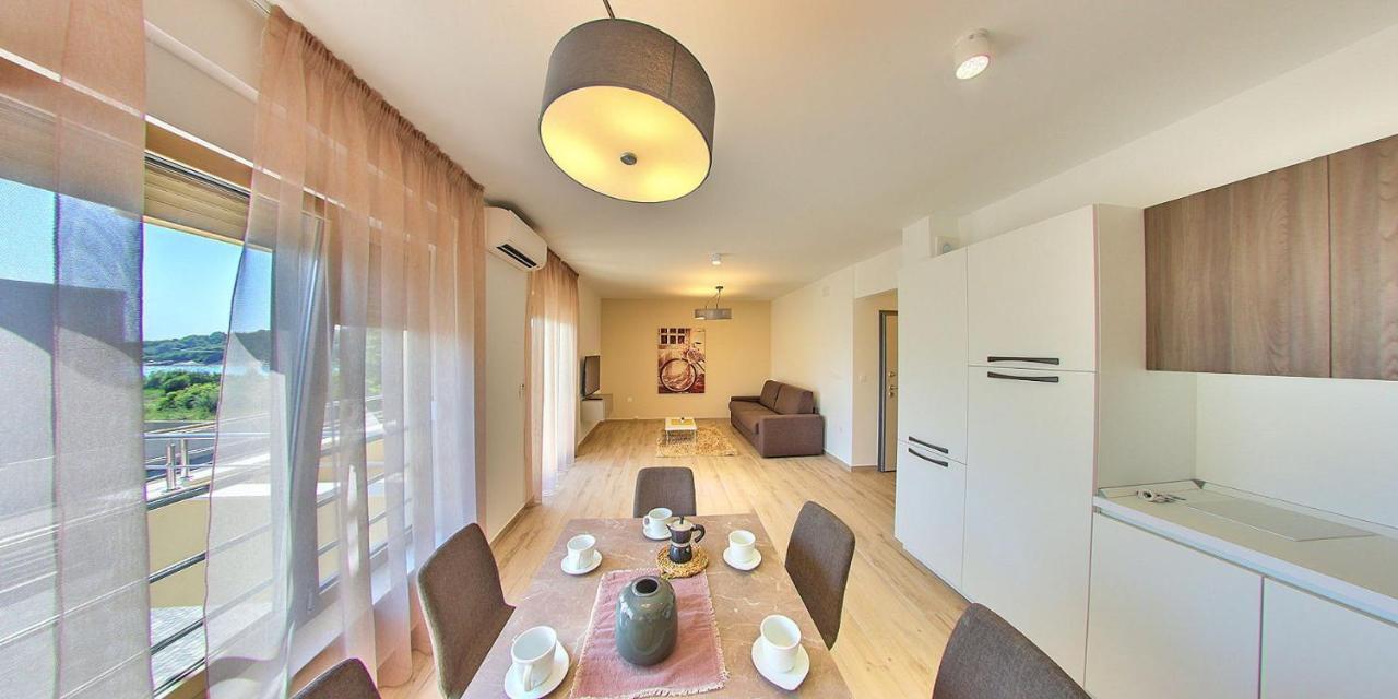 Modo Apartments Пула Экстерьер фото